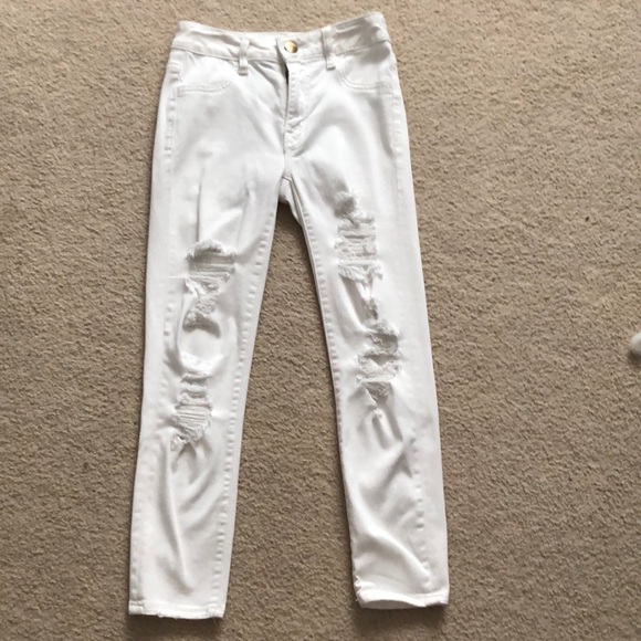Denim - American eagle size 0 white ripped jeans